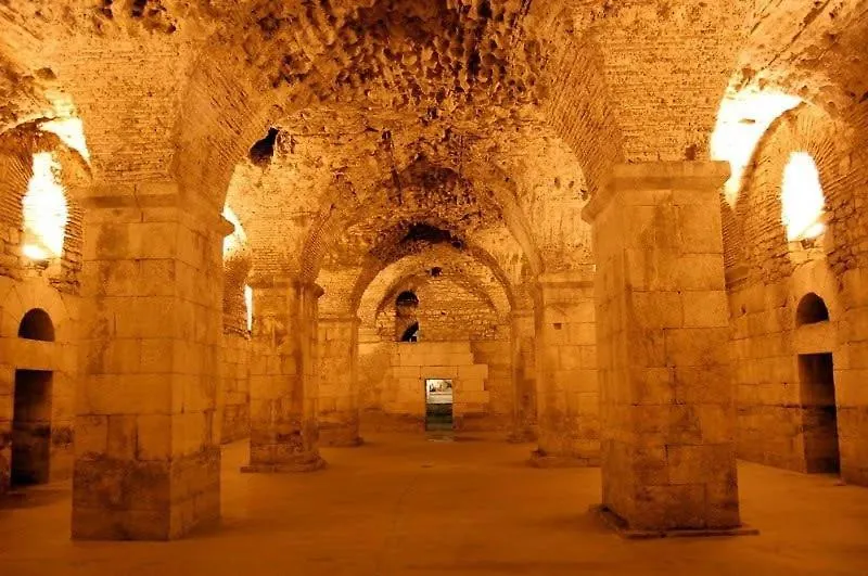 Apartment In Beautiful Diocletian'S Palace Split