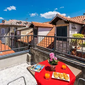 Apartment Rooftop View In The Palace Walls